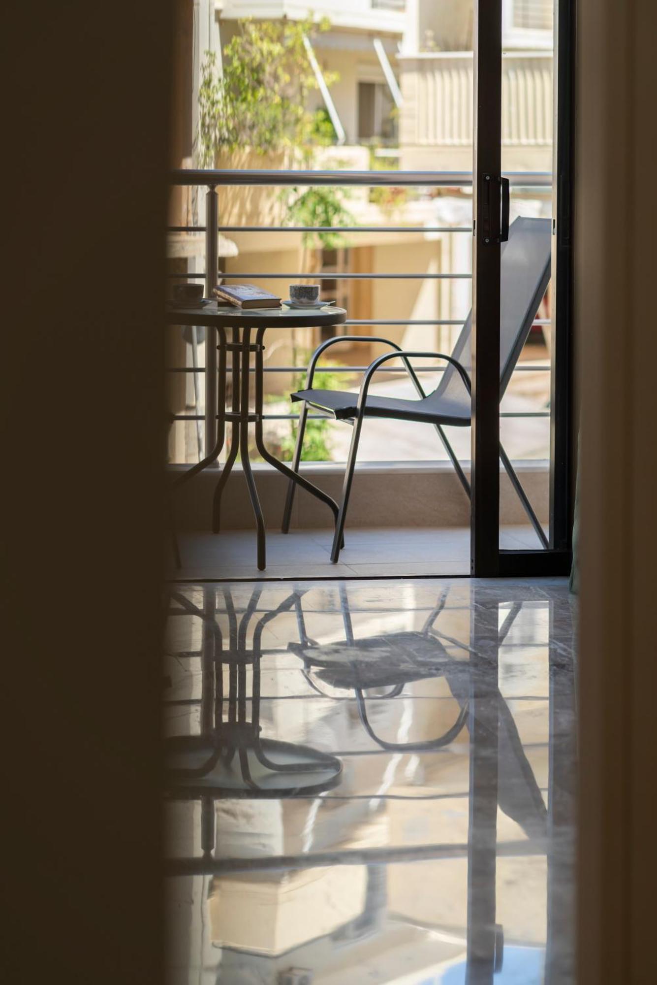 Neon 2Br Luxurious Central Apt Heraklion Екстер'єр фото
